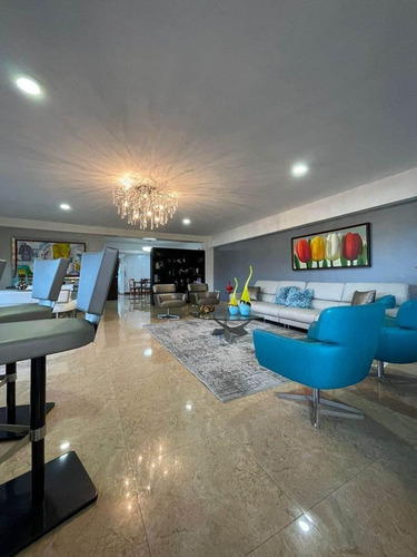 Yosmar & Fernando Lujoso Y Exclusivo Penthouse A La Venta En El Parral Res Le Parc