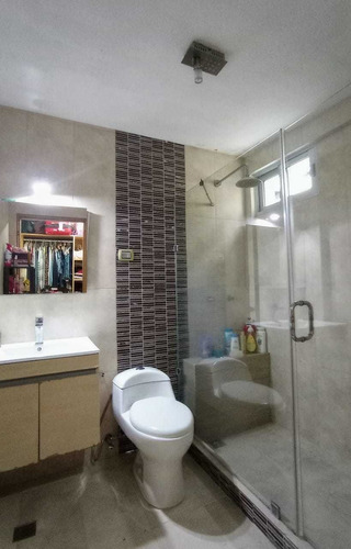 Imagen 11 de 16 de Casa De Dos Pisos 570m2 Parque El Retiro San Antonio De Los Altos