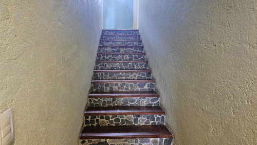 Casa En Venta 3 Dormitorios, Pileta Climatizada, Con Bajada Al Rio Tala Huasi/ Icho Cruz