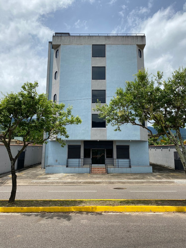 Edificio En San Juan De Colon 6pisos - 1250m2