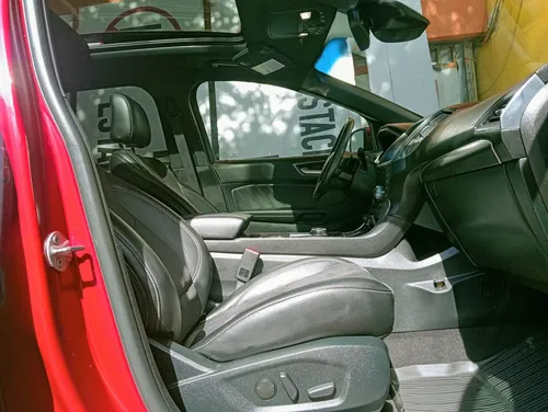 Ford Edge St
