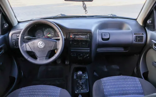 Volkswagen Pointer 1.6 City Mt