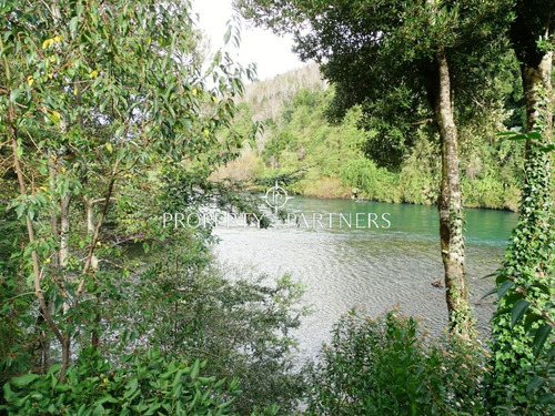 Gran Casa A Orillas De Río Toltén