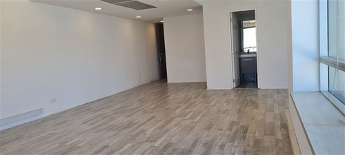 Venta Excelente Oficina En Lo Barnechea