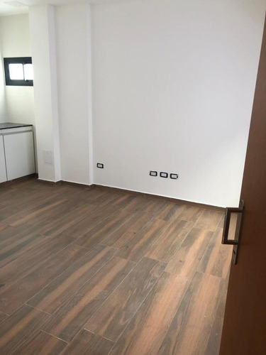 Imagen 2 de 13 de Departamento - La Plata