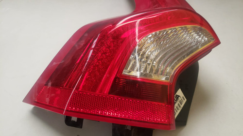 Lanterna Esquerda Volvo Xc60 2009 A 2015 31214963