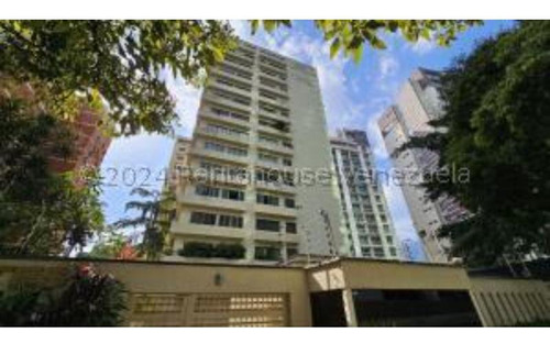 #24-22566  Comodo Apartamento En Campo Alegre 