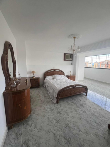 Penthouse Duplex En Valles De Camoruco, Residencias Paraíso J - Atm