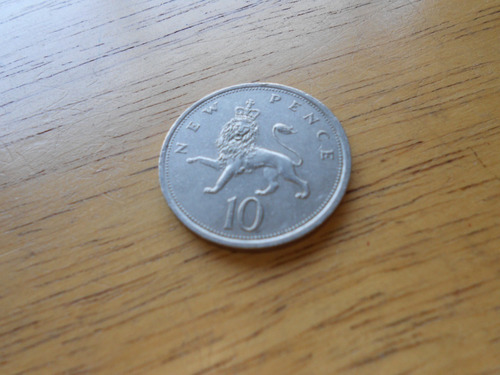 Moneda Reino Unido - 10 Nuevos Peniques - 1975