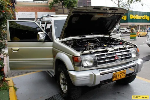 Mitsubishi Montero 3.0 V6 4x4