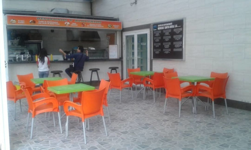 Imagen 9 de 10 de Clínica En Venta Valencia Excelente Zona Cjs