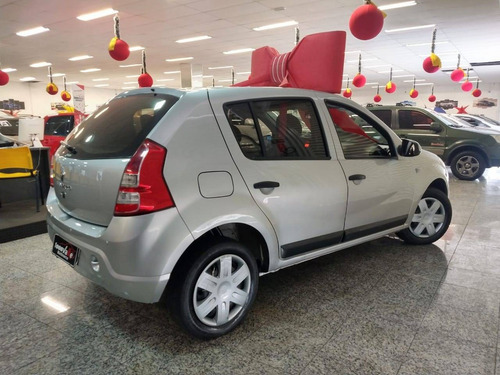 Renault Sandero 1.6 Expression 8v Flex 4p Manual