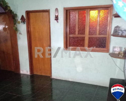Imagen 9 de 12 de Casa De Esquina Con Moderna Fachada Campeche Sector 3
