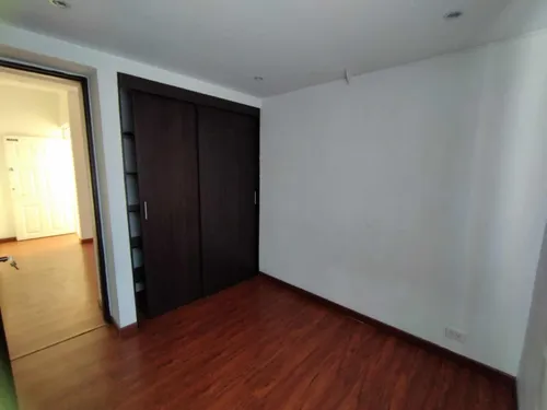 Apt 42 Mts. 02 Hab. 01 Baño. 6to Piso. Excelentes Acabados