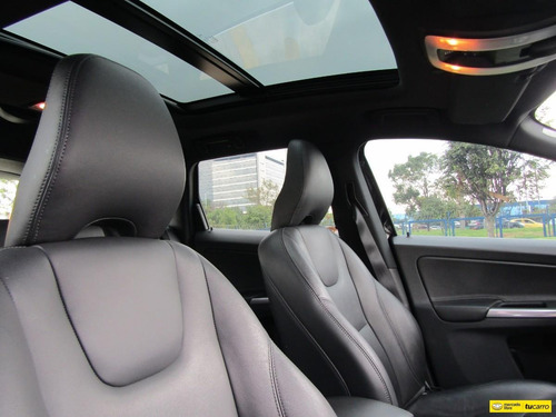 Volvo Xc60 2.0 T5 Awd Summum