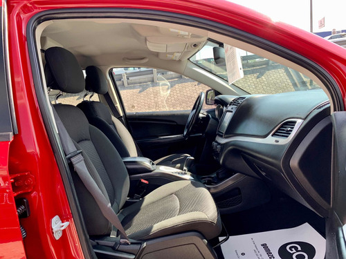 Imagen 10 de 15 de Dodge Journey 2018 2.4 Sxt 7 Pasajeros At