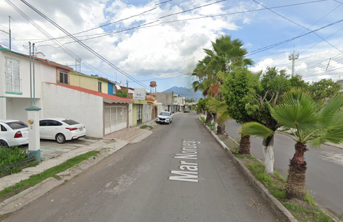 Cc Se Vende Hermosa Casa Muy Cerca De Forum Tepic, Amplia Y Barata!