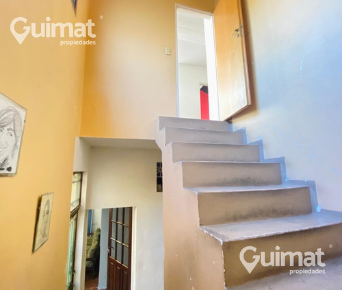 Imagen 10 de 22 de Excelente Casa En Venta A Reciclar Con Gran Potencial!