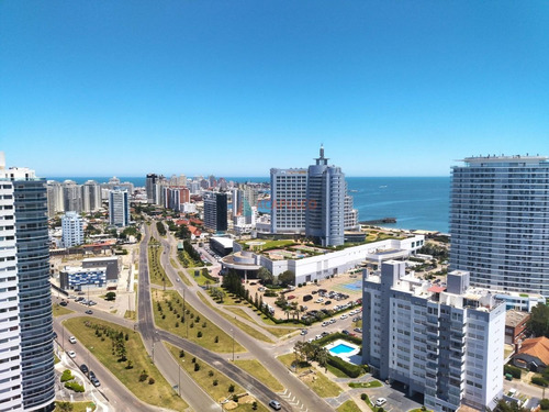 Imagen 2 de 11 de Muy Buen Apartamento Con Parrillero Propio En Alquiler