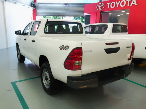 Toyota Hilux 4x4 Dc Dx 2.4 Tdi 6 Mt My21
