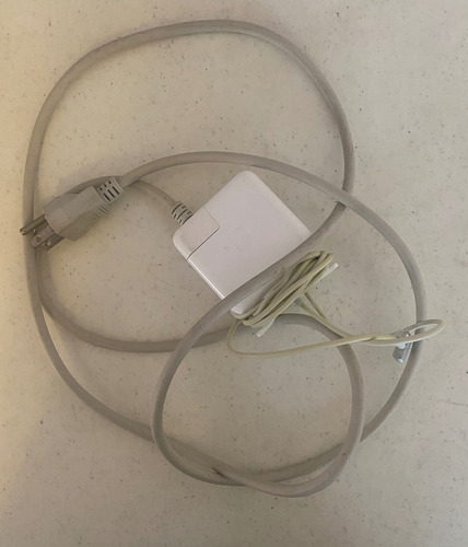 Apple Macbook Air 13 (mid-2012) 4gb 128 Ssd (como Nueva) Plateado (Usado)