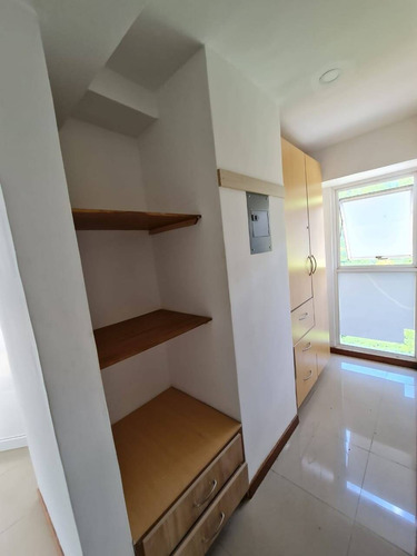 Imagen 11 de 14 de Apto En Venta El Rincón 113mts Alexandra Ramírez 04147041922
