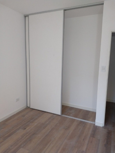 Imagen 13 de 14 de Semipiso En Venta En Haedo Centro Sur