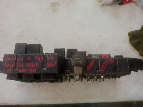 Modulo Fusibles Volvo S-60 00-10 #274-23 (Usado)