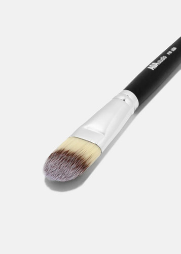 F15: Foundation Brush / Aoa Brocha Bmakeup