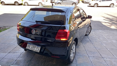 Imagen 4 de 13 de Volkswagen Gol Trend 2018 1.6 Trendline 101cv