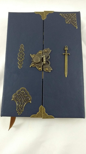 Imagem 6 de 7 de Grimório Maçom Artesanal Reciclato Capa Externa Corano Azul