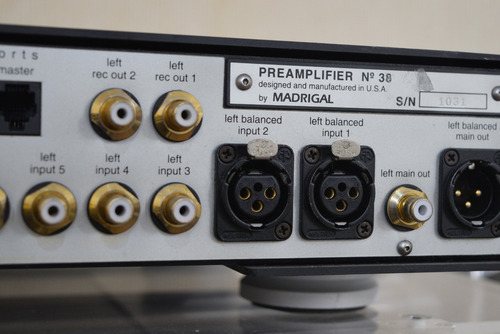 Imagen 6 de 8 de Preamplificador Estereo Marca Mark Levinson Modelo 380s