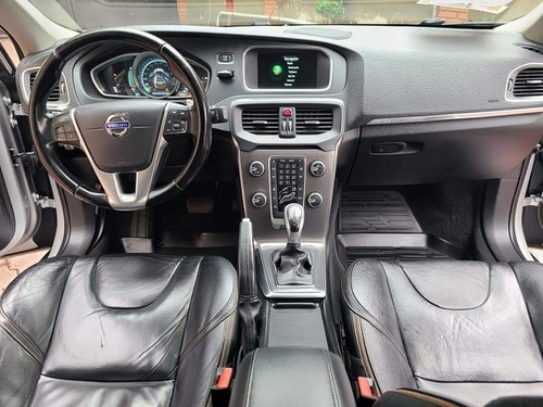 Imagen 11 de 15 de Volvo V40