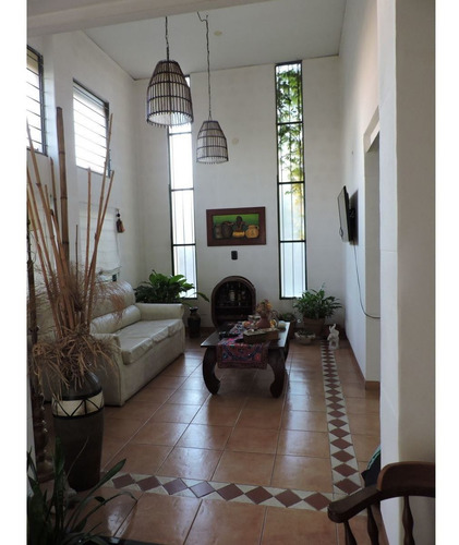 Imagen 2 de 11 de Chaparro 703 Bis