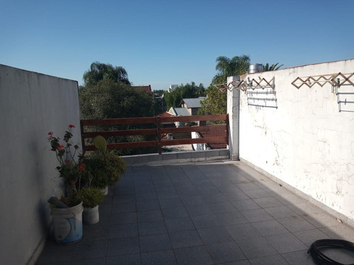 Imagen 9 de 30 de Triplex , Cochera 2 Autos, Dorm En Suite, Fondo Libre,