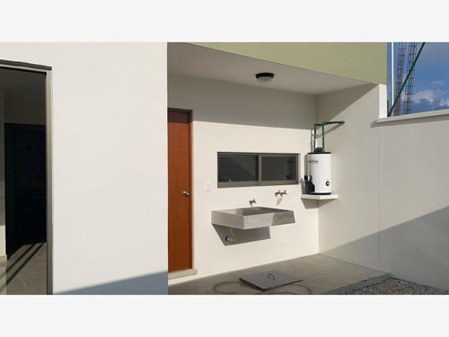 Imagen 10 de 12 de Casa Sola En Venta La Llave Residencial