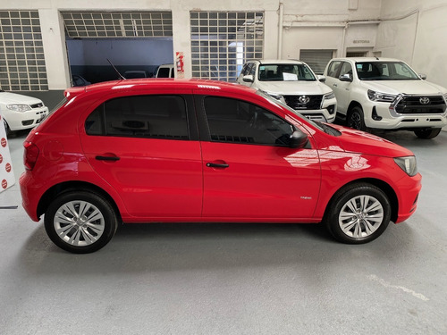 Imagen 8 de 15 de Volkswagen Gol Trend 1.6 Trendline At 2021