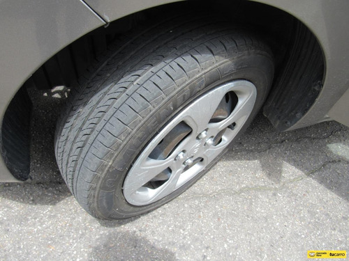 Imagen 21 de 25 de Kia Picanto 1.0 Ion R