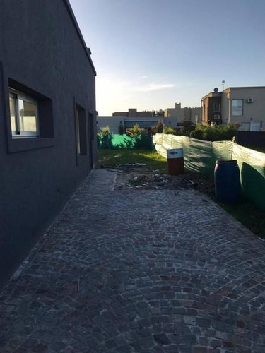 Casa En Venta A Estrenar En San Eduardo. Pilar Del Este - Mallmann Propiedades