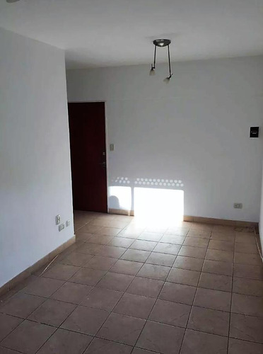 Departamento En Venta - 2 Dormitorios 1 Baño - 51 Mts2 - La Plata