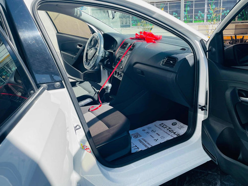 Imagen 9 de 14 de Volkswagen Vento 2019 1.6 Confortline Mt