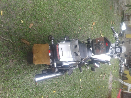 Moto Bolevard M 800