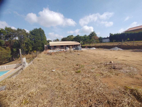 Imagem 11 de 14 de Chácara Ibiúna 1.000 Mts Casa, Piscina, Boa Localização!
