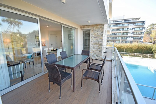 Imagen 11 de 16 de Vende Apartamento Punta Del Este Parrillero Propio