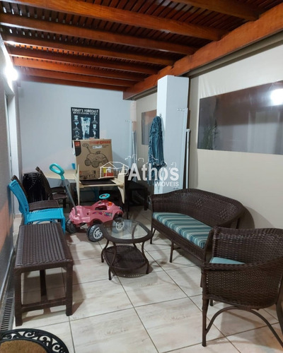 Sobrado Em Condomínio Com 3 Dormitórios(1 Suíte), Wc. Social, Sala 2 Ambientes, Cozinha Planejada, A.s. Planejada, Área Gourmet Com Churrasqueira, 2 Vagas De Garagem. Móveis Planej - Sb00637 - 692853