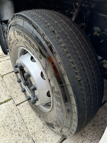Volks 25-460 Ano 2023 Constellation 6x2 = 2548 2546 Meteor