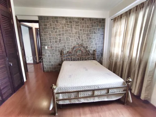 Casa En Venta 23-13961