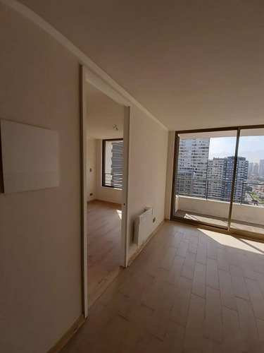 Cómodo Departamento De 1 Dorm Y 1 Baño A Pasos Metro Ecuador