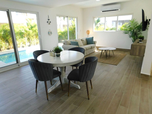 Venta De Villa En Metro Country Club