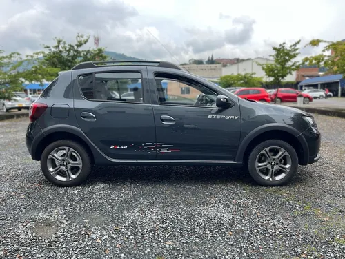 Renault Stepway 1.6 Intense Automática